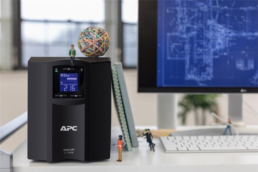 APC Smart-UPS SMC1500IC Noodstroomvoeding - 8x C13, USB, SmartConnect, 1500VA