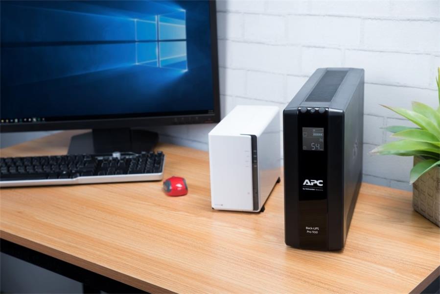 APC Back-UPS PRO BR900MI - Noodstroomvoeding, 6x C13 uitgang, USB, 900VA